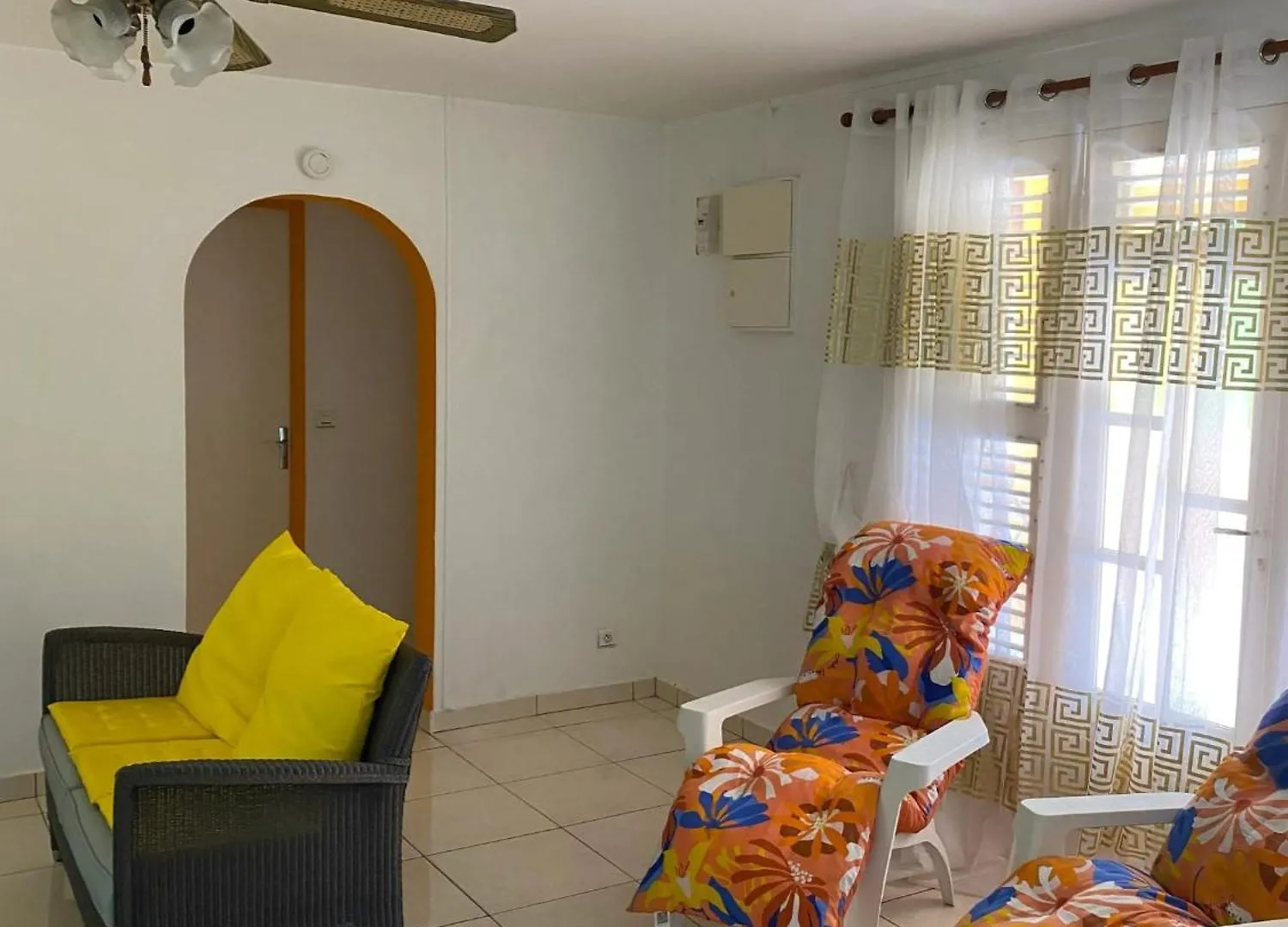 Maison Charmante A Baie-Mahault Avec Jardin Cloture Guadeloupe