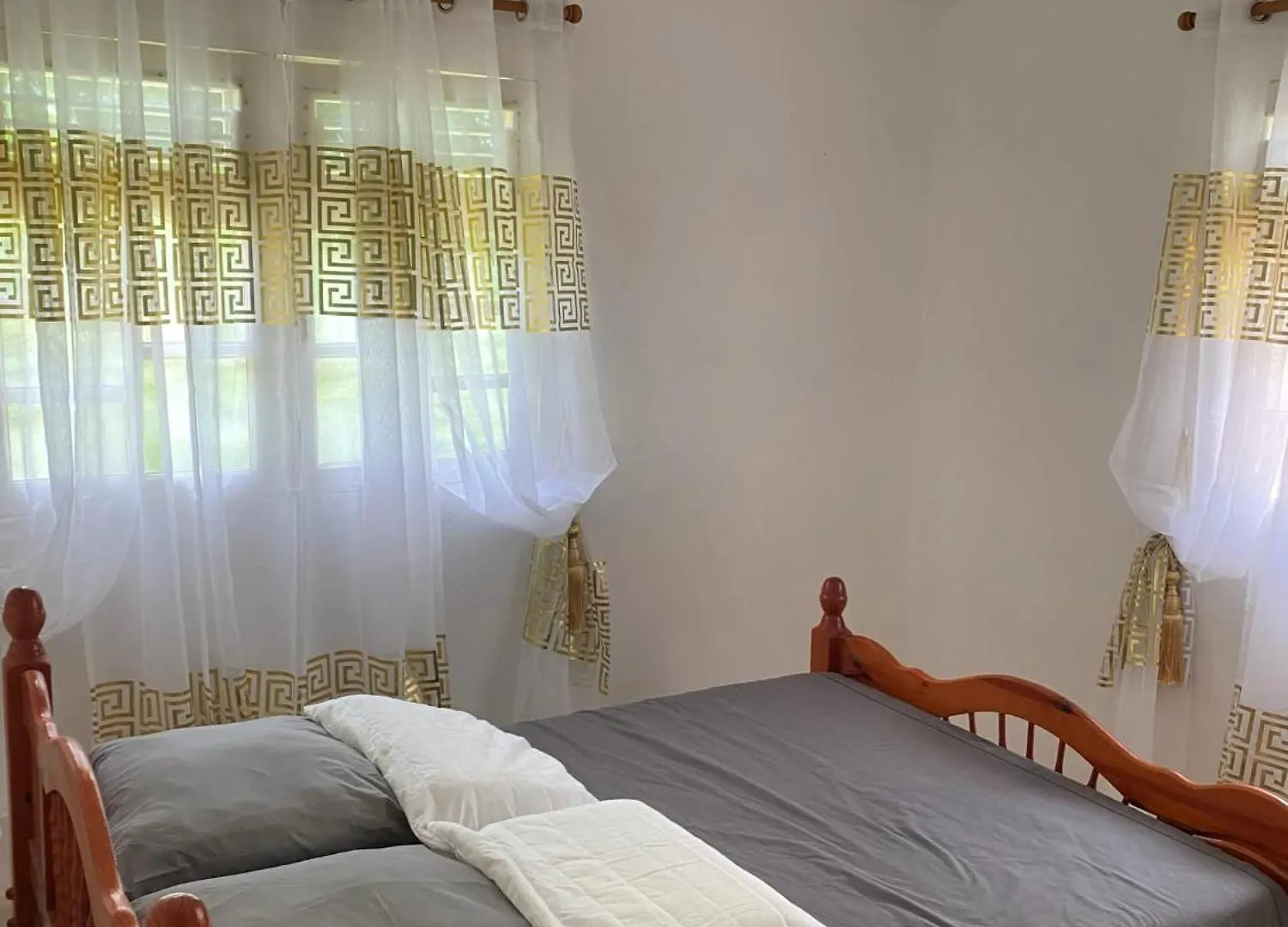 Maison Charmante A Baie-Mahault Avec Jardin Cloture 別荘