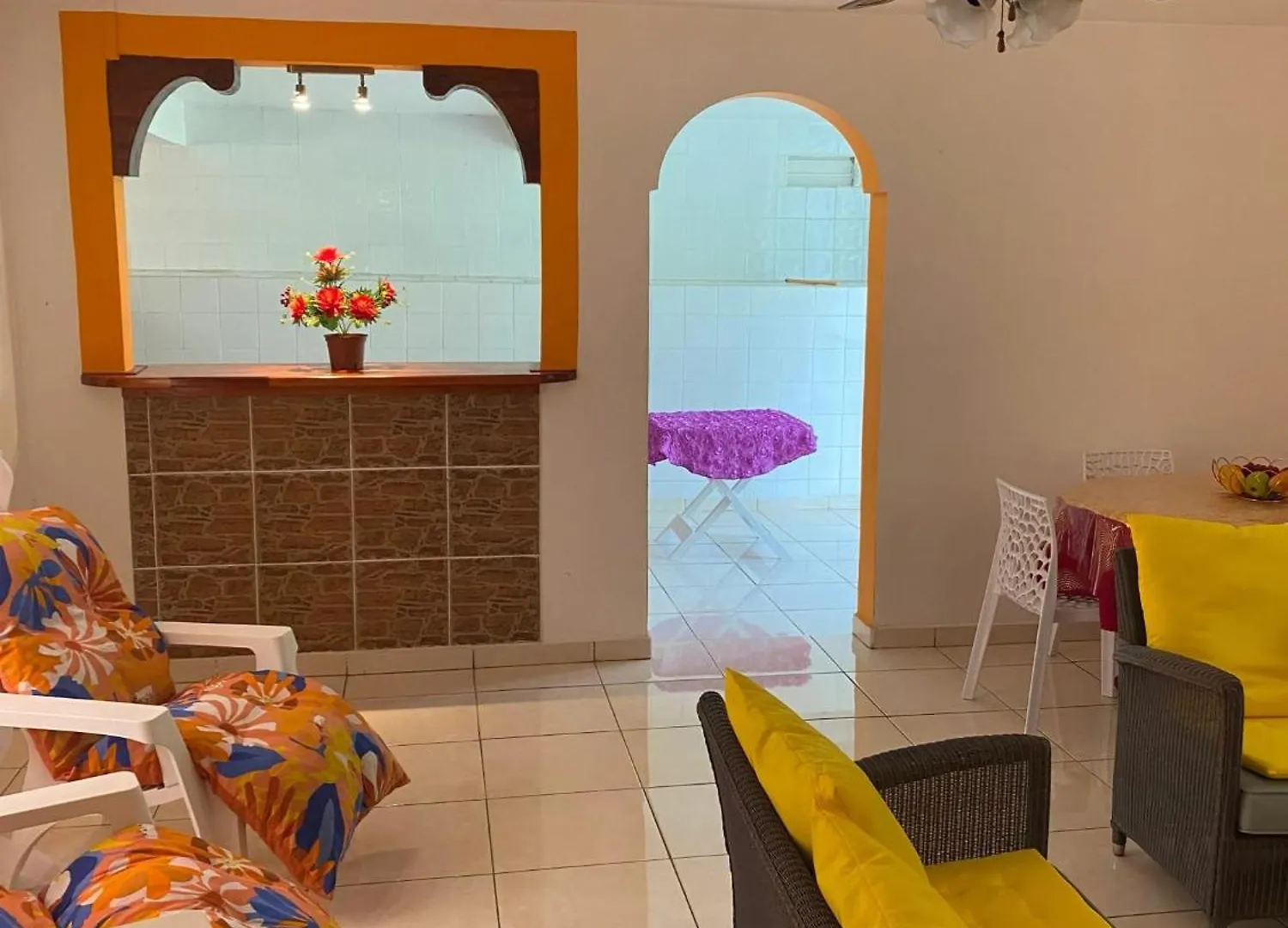 Maison Charmante A Baie-Mahault Avec Jardin Cloture 0*,
